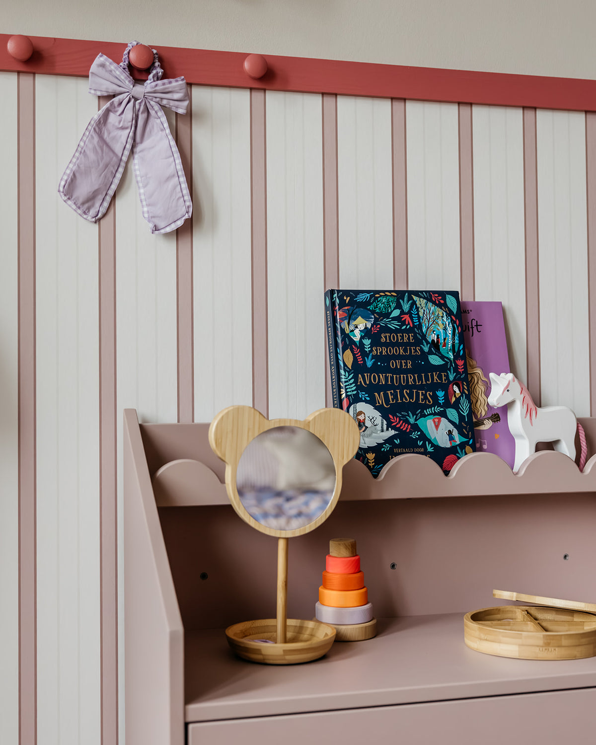 Book Nook, Montessori Pöytä ja Tuolit, Vintage Rose