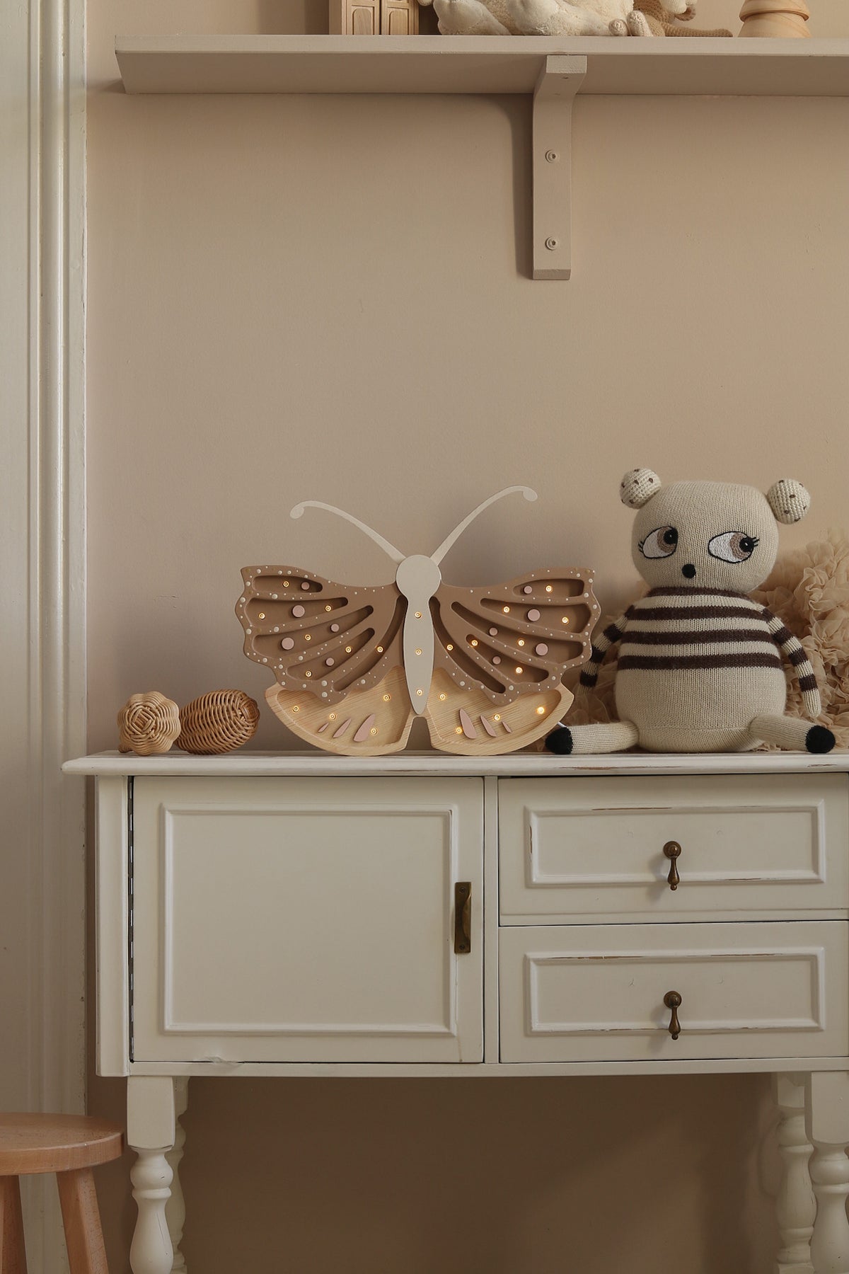 Little Lights Night light, Butterfly Coffee Cream