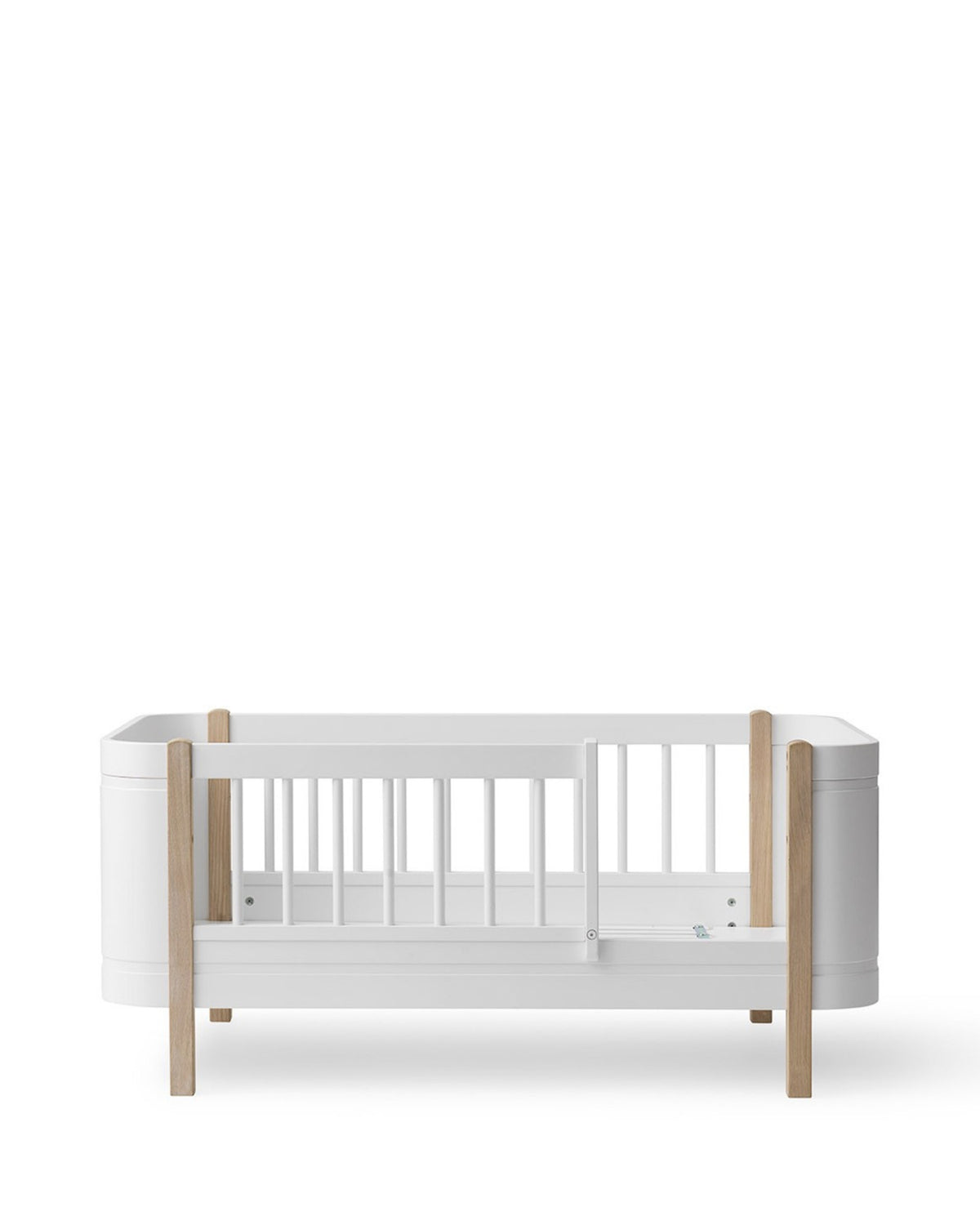 Oliver Furniture, Wood Mini+ Cot & Junior Bed 5in1, White/Oak