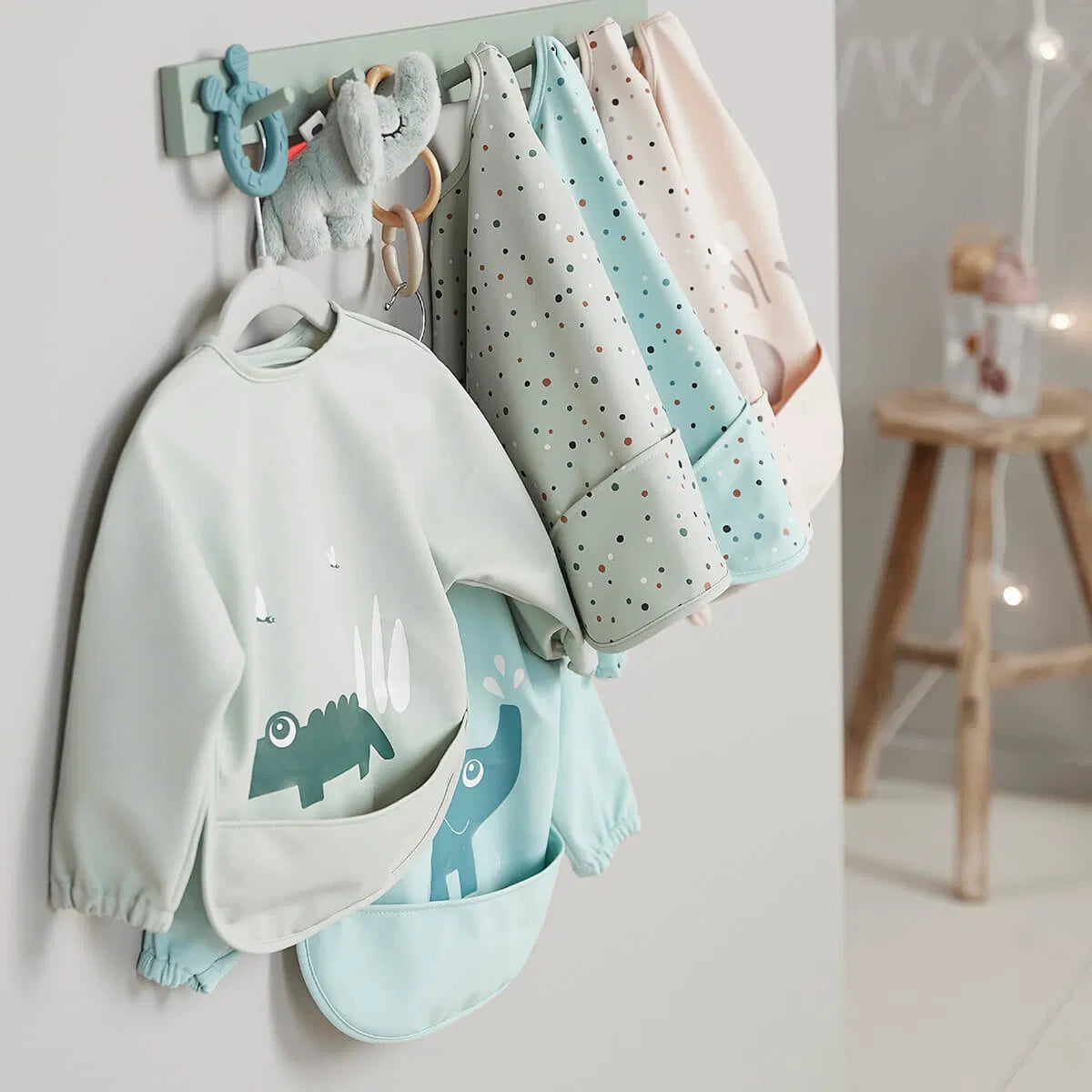 Sleeved Bib, Croco