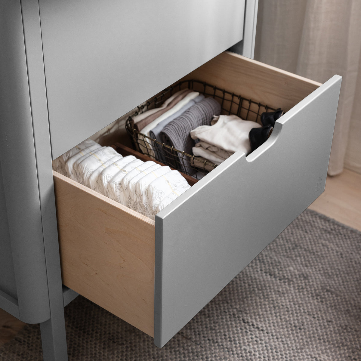 Sebra, Chest of Drawers/Changing Table. Classic Stone Grey