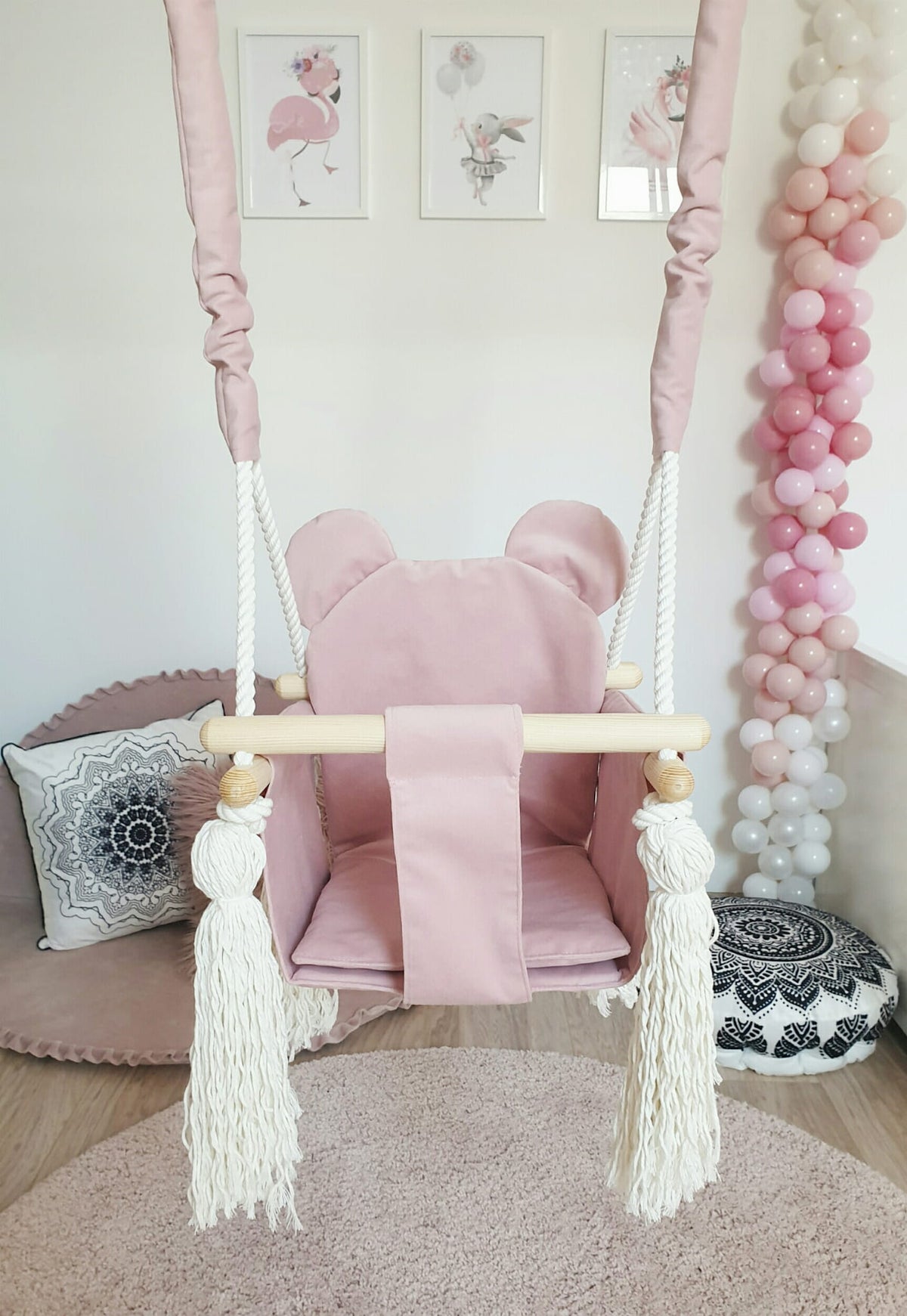 Monio, Vauvakeinu, Pink
