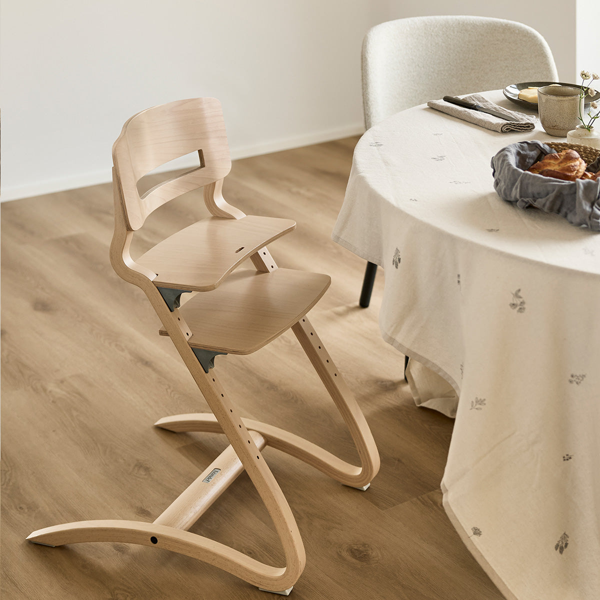 Leander Louie™, Highchair, Beech Natural