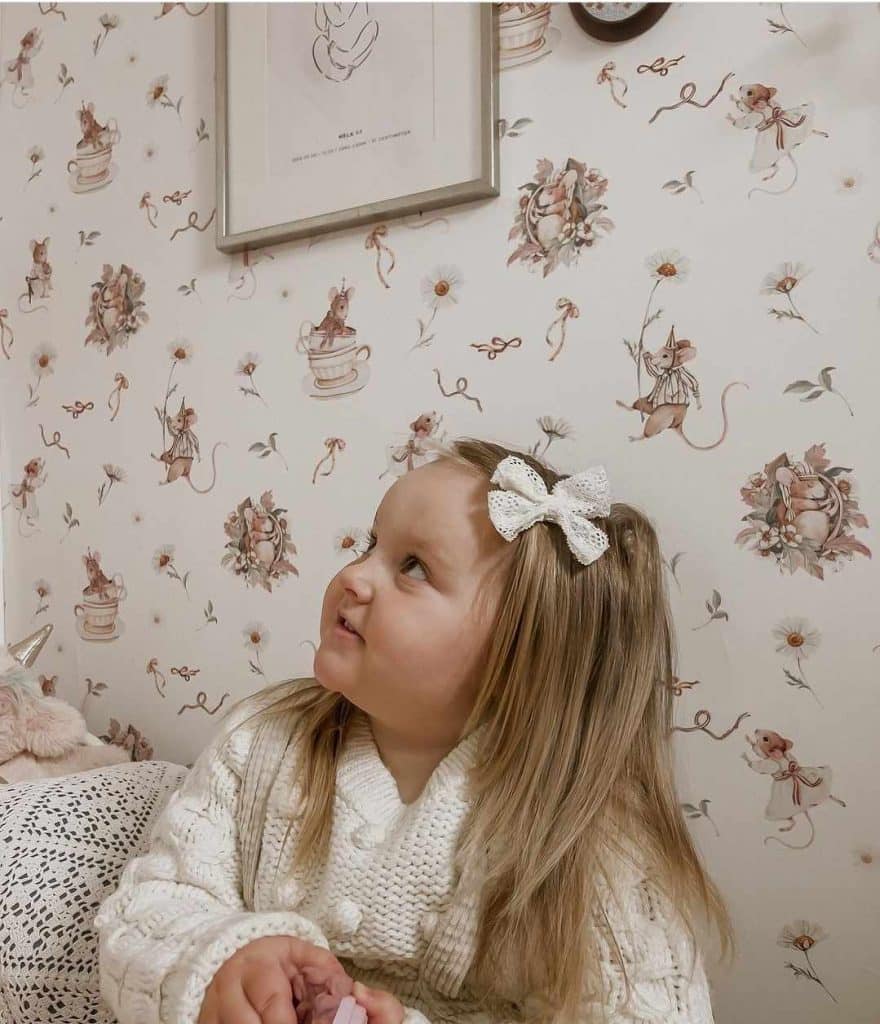 Mouse and Daisies White, Wallpaper