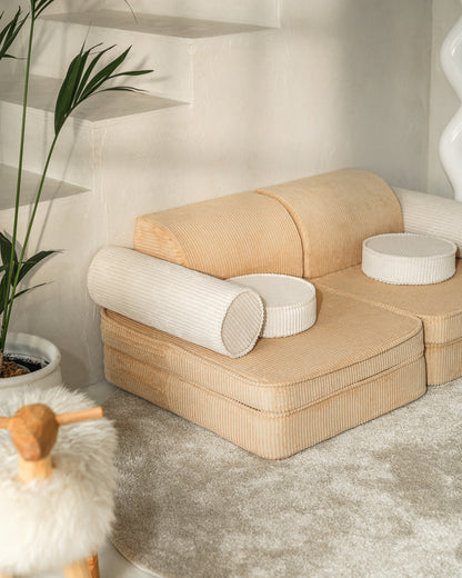 Wigiwama Settee, 2 colors
