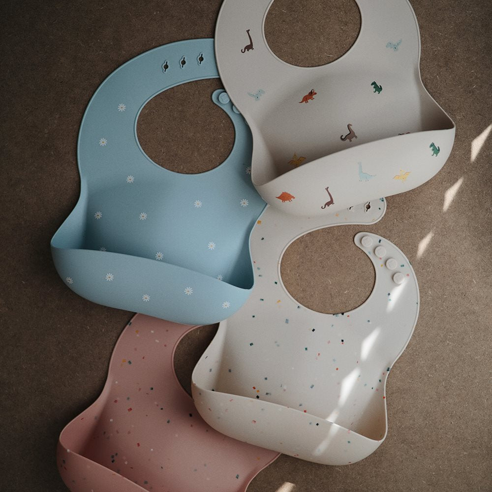 Mushie Bib, Dino