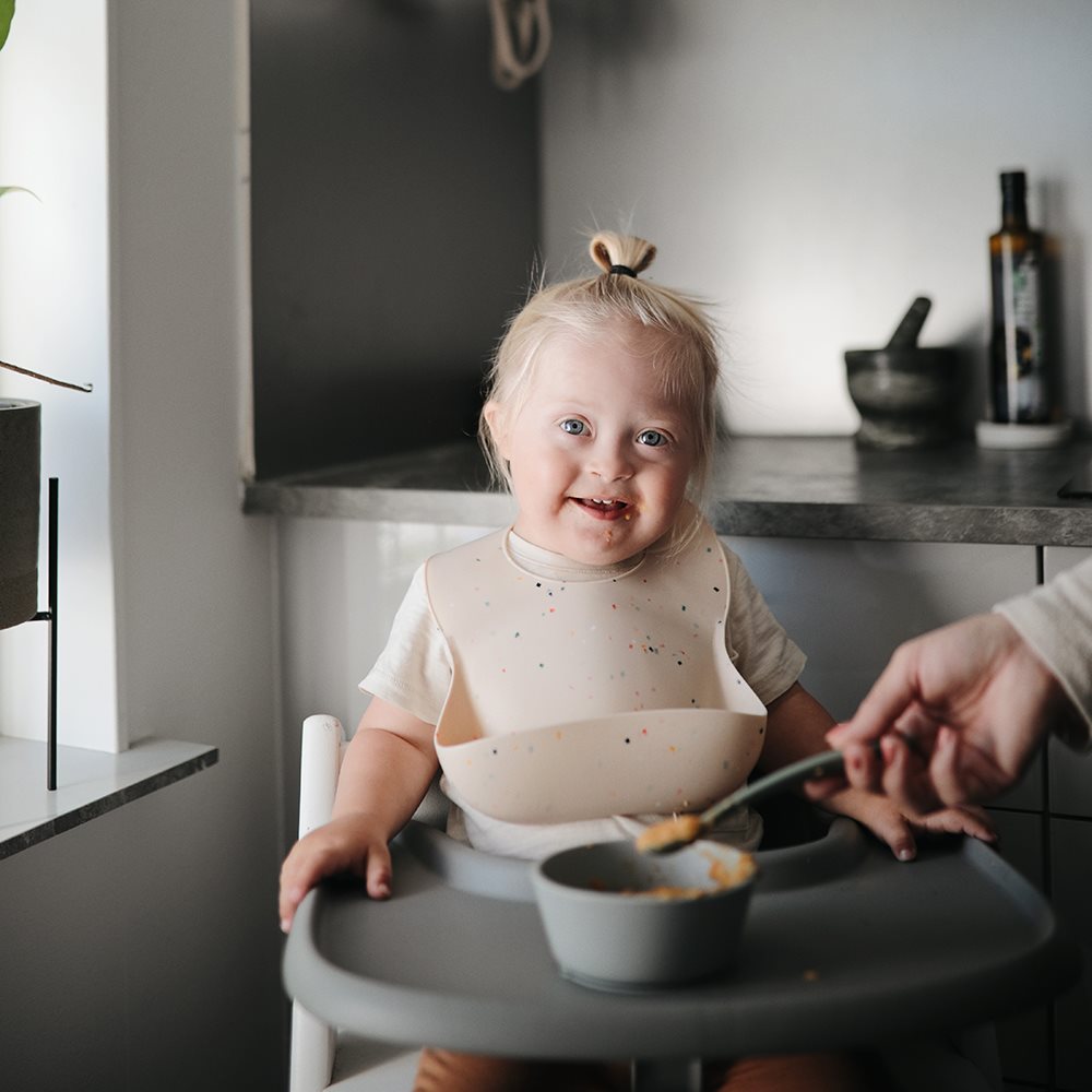 Mushie silikonskål med sugkopp, sten