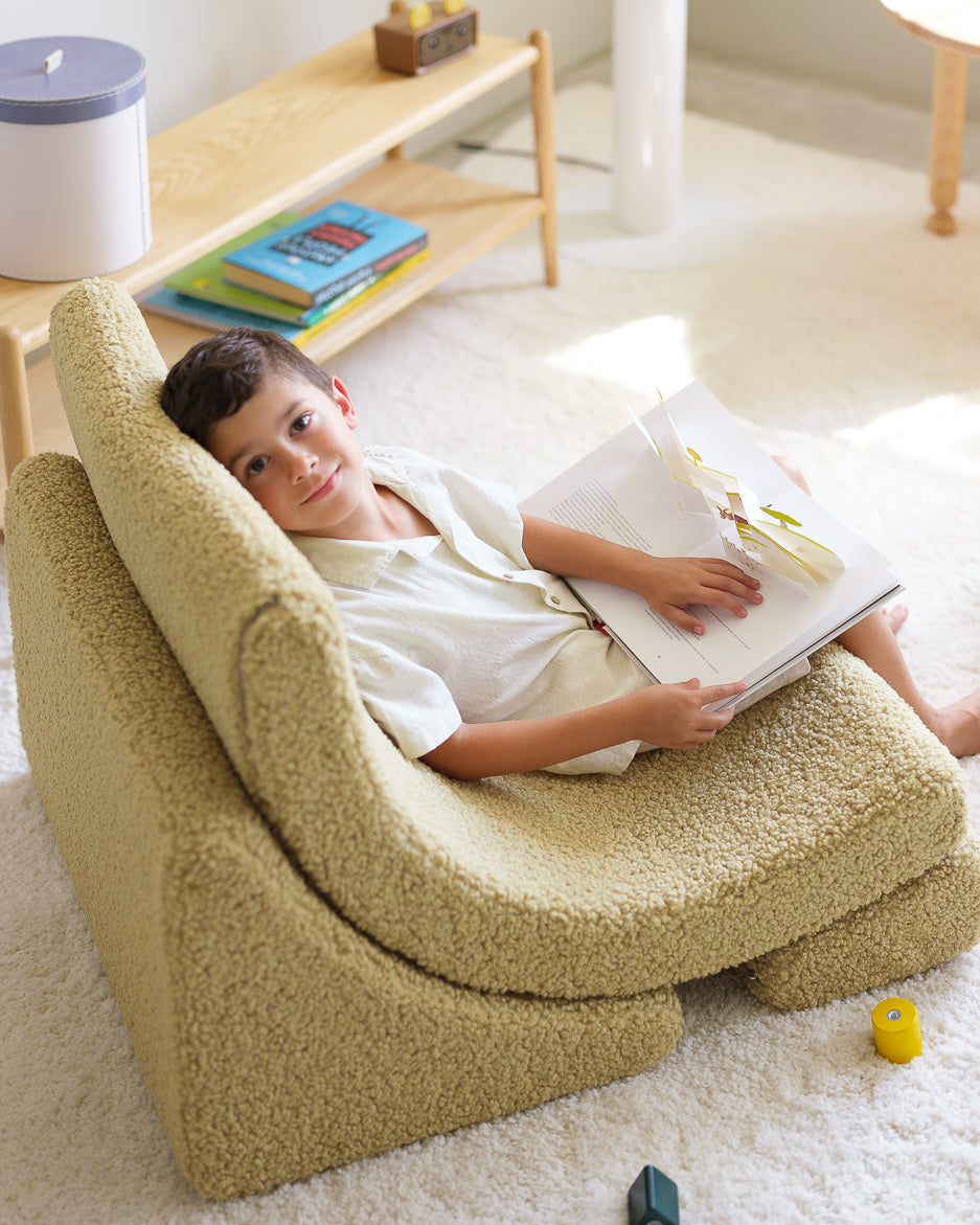 Wigiwama, Moon Chair Teddy, 2 Colors