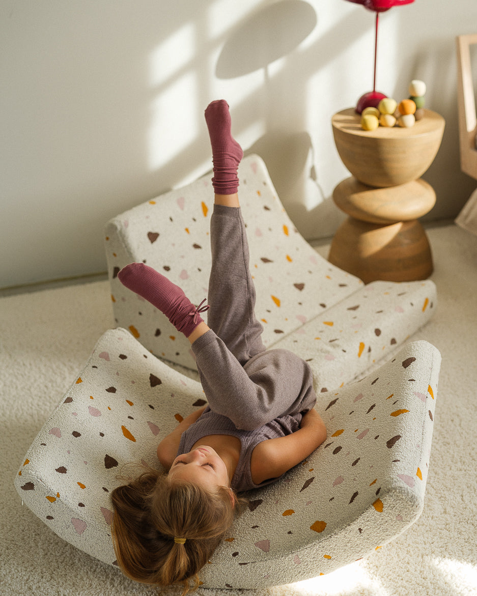 Wigiwama, Moon Chair Terrazzo, 3 väriä