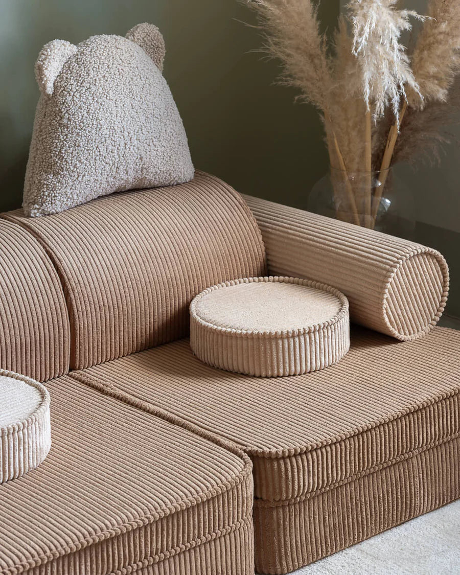 Wigiwama Settee, 2 colors