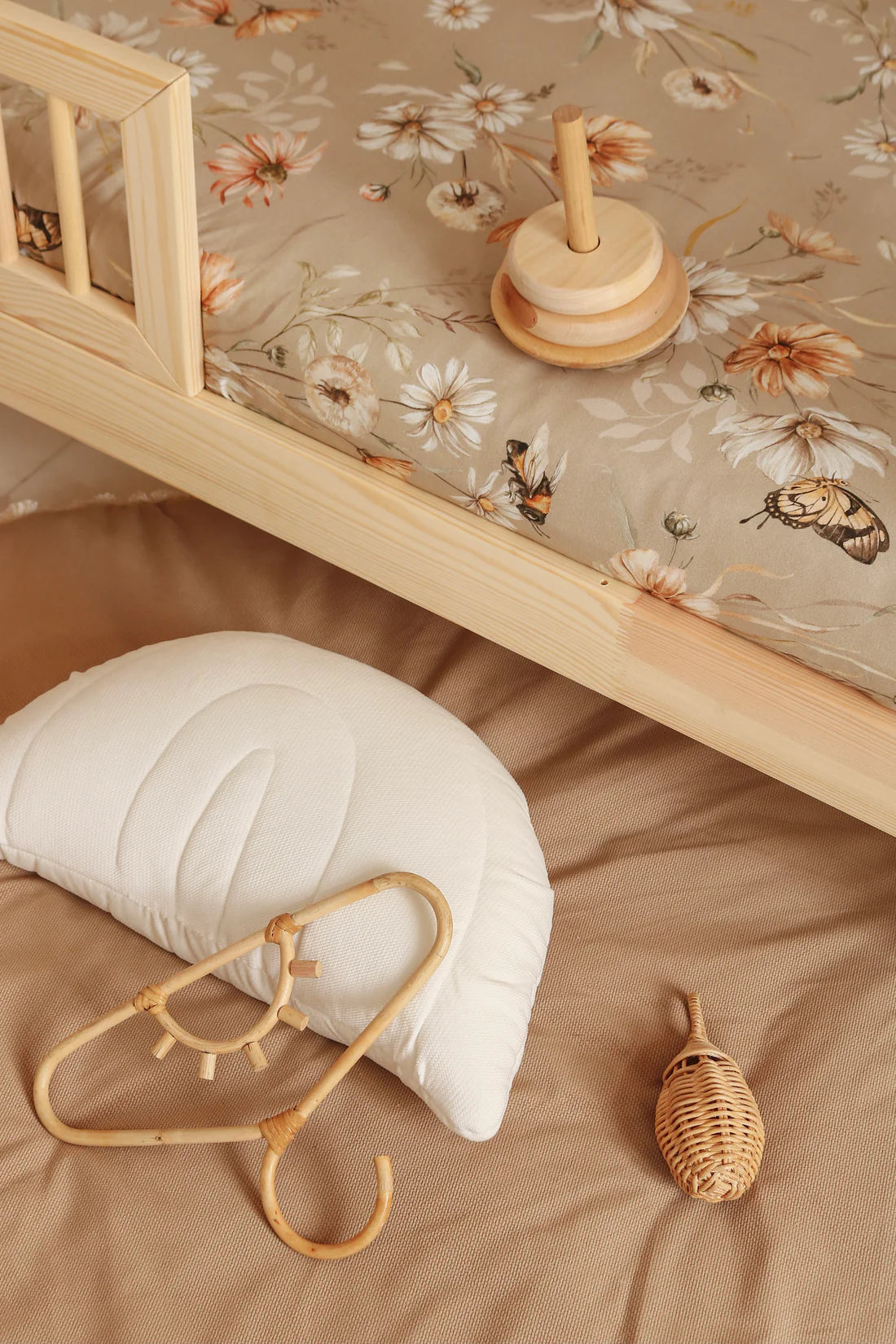 Matuu Velvet Carpet, Sunny Sand &amp; Ecru
