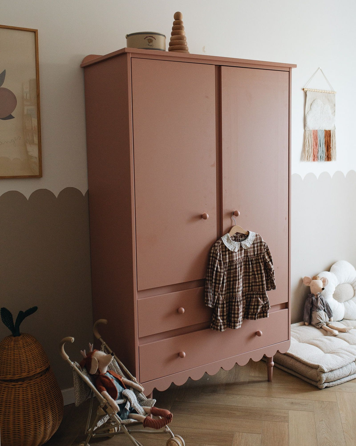 Wood Luck Design, Vaatekaappi, Babushka Natural Pink
