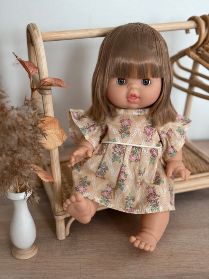 Minikane Sleepy-eyed Doll, Yze, Various outfits