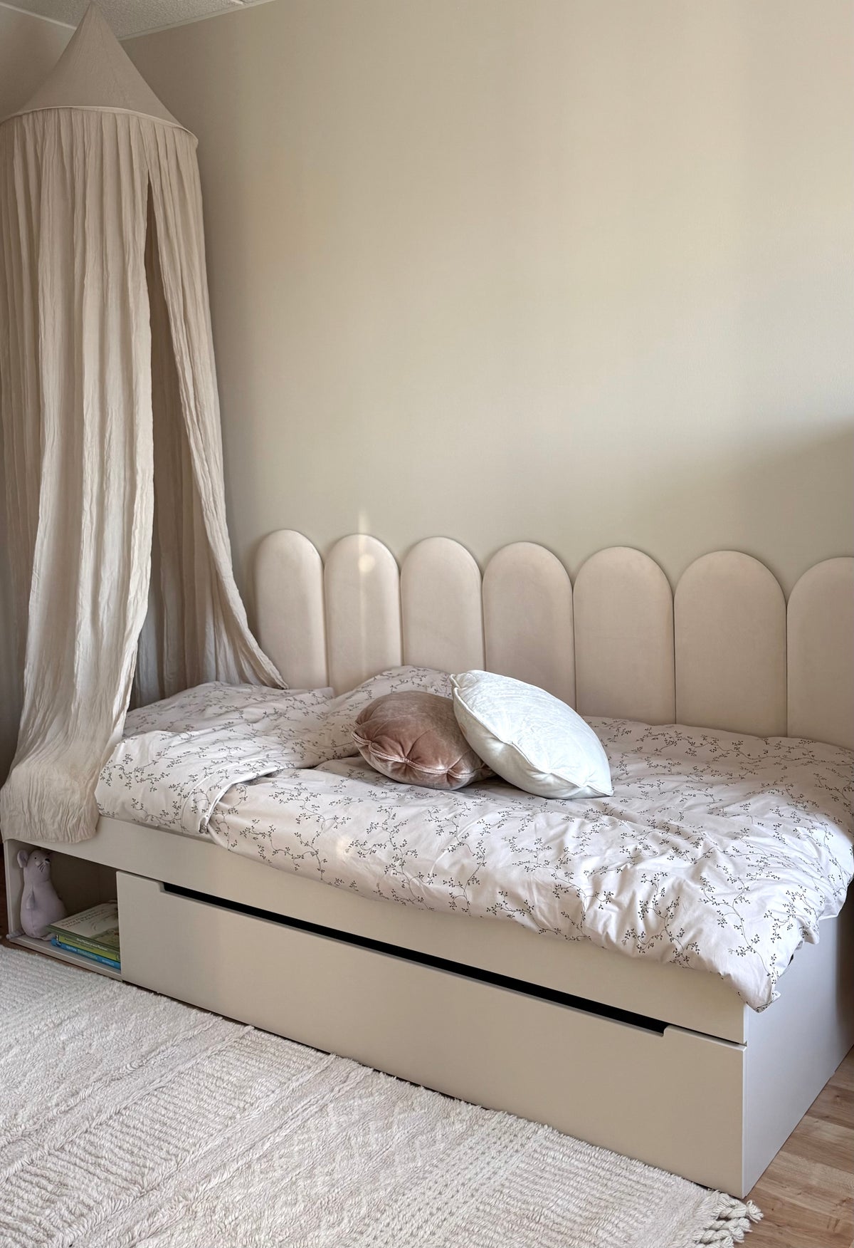 Wood Luck Design, Bed 90x200 cm, Sand Beige