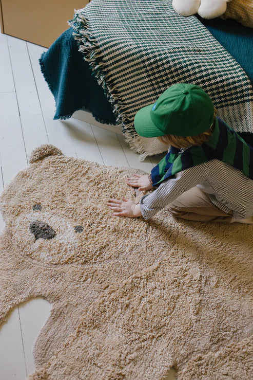 Animal, Pestävä Matto, Bear