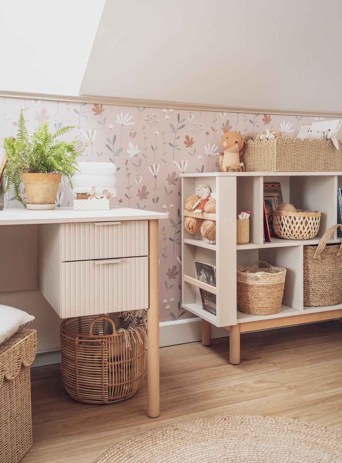 Pinio, Miloo Bookshelf Low, Champagne