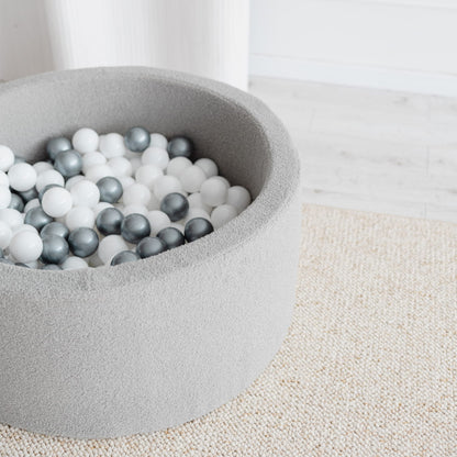 Monio, Pallomeri, Boucle Grey