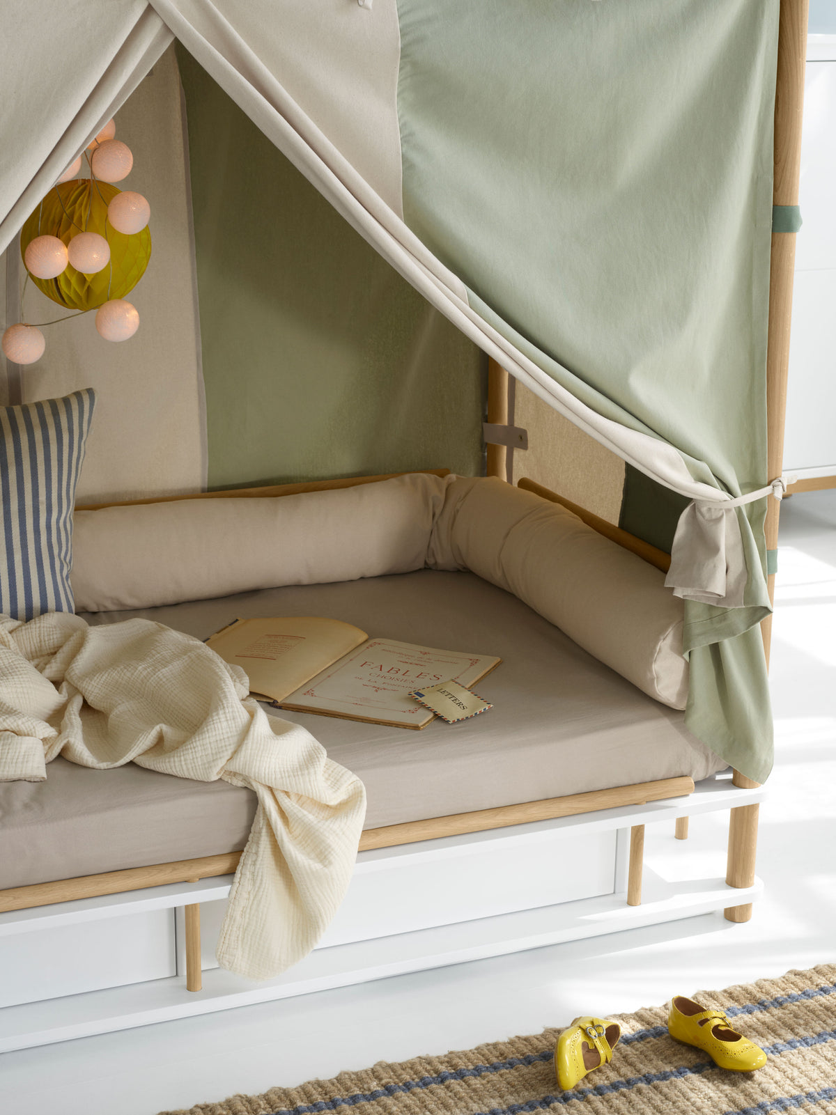 Oliver Furniture, Camp, Katossänky 90x180 cm, White/Oak