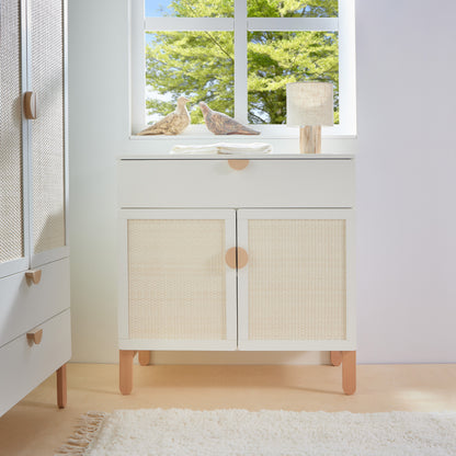 Bellamy, Ratata, Bookshelf