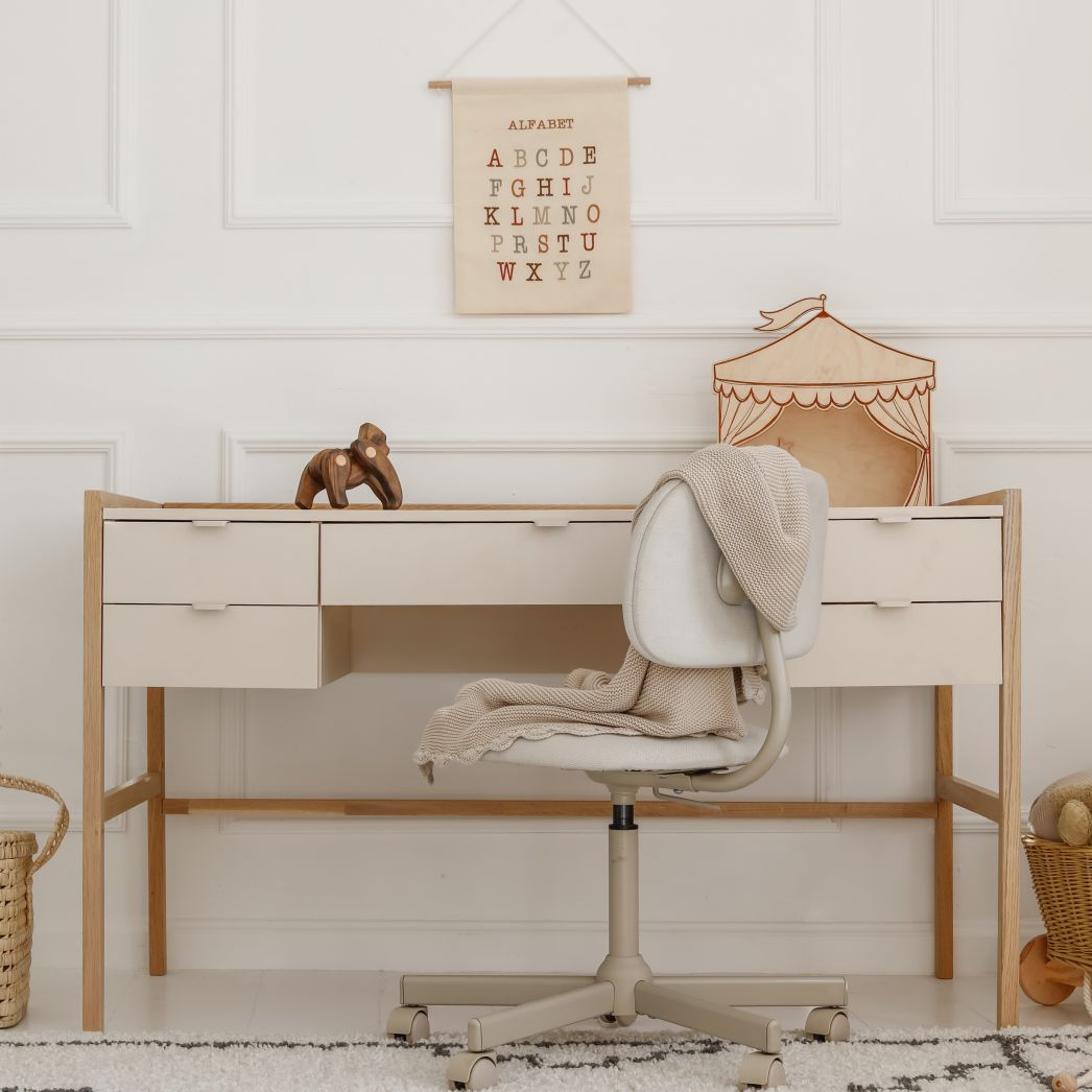 Bellamy, Versa Desk, Latte