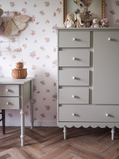 Wood Luck Design, byrå hög, Babushka Olive