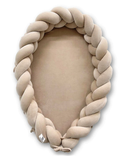 Unipesä, Beige