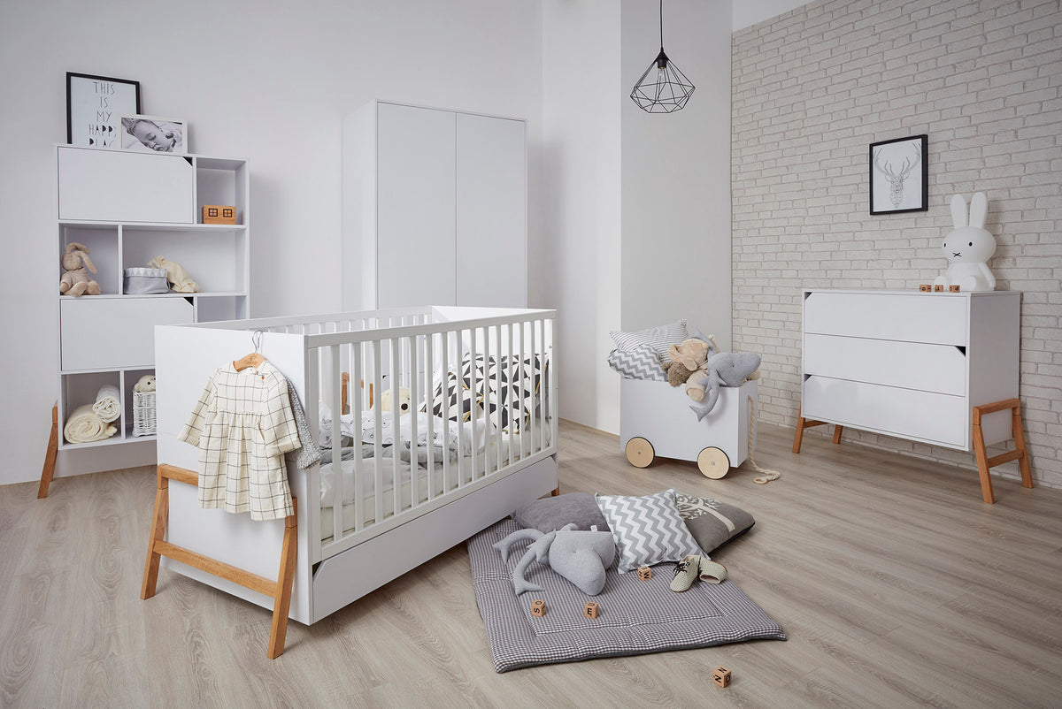 Bellamy, Lotta Bookcase, White