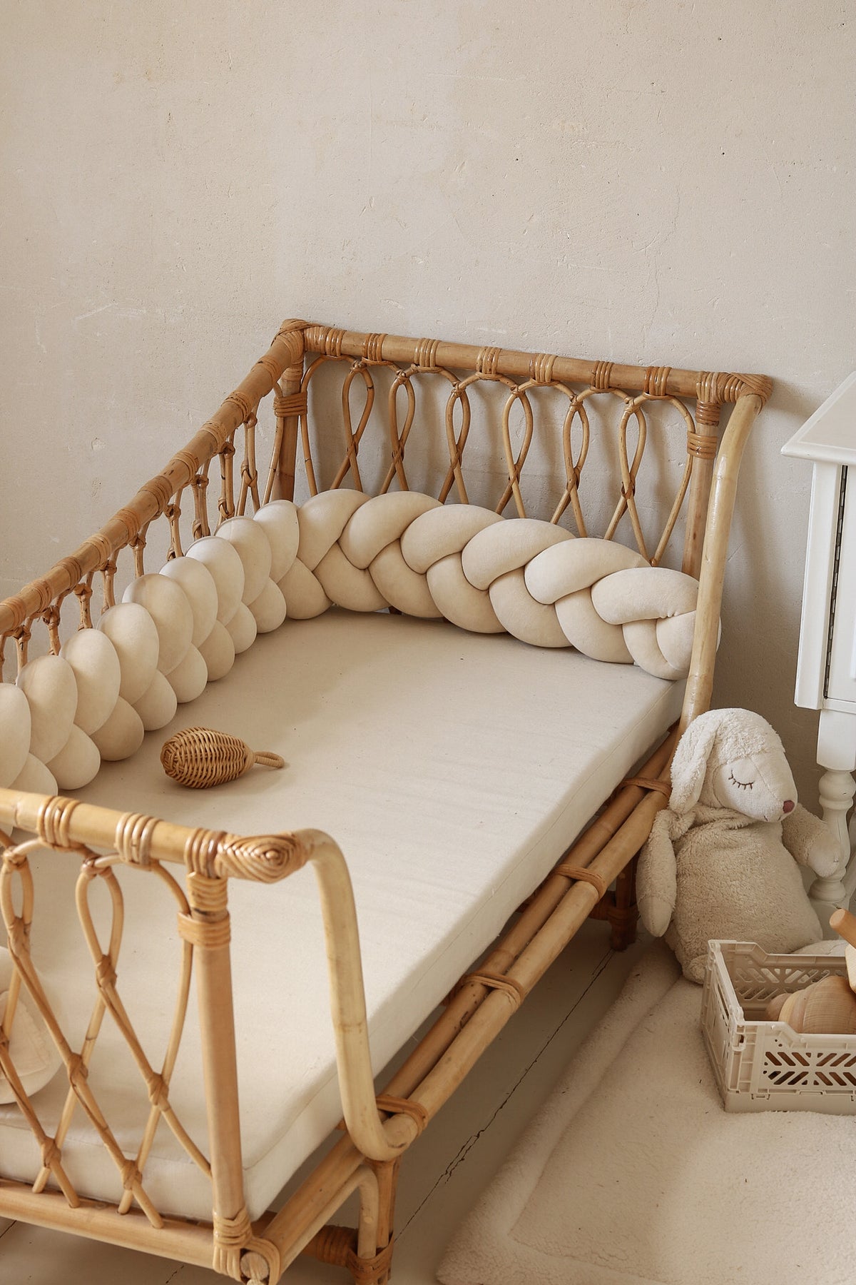 Reunapehmuste Letti, Velvet Cream