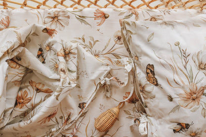 Matuu Duvet cover set, Gold Meadow On White
