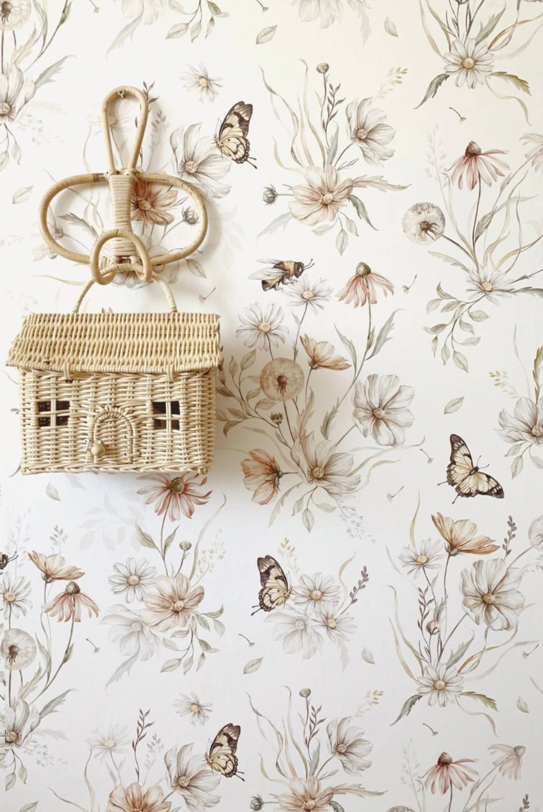 Wallpaper, MODEL PIECE