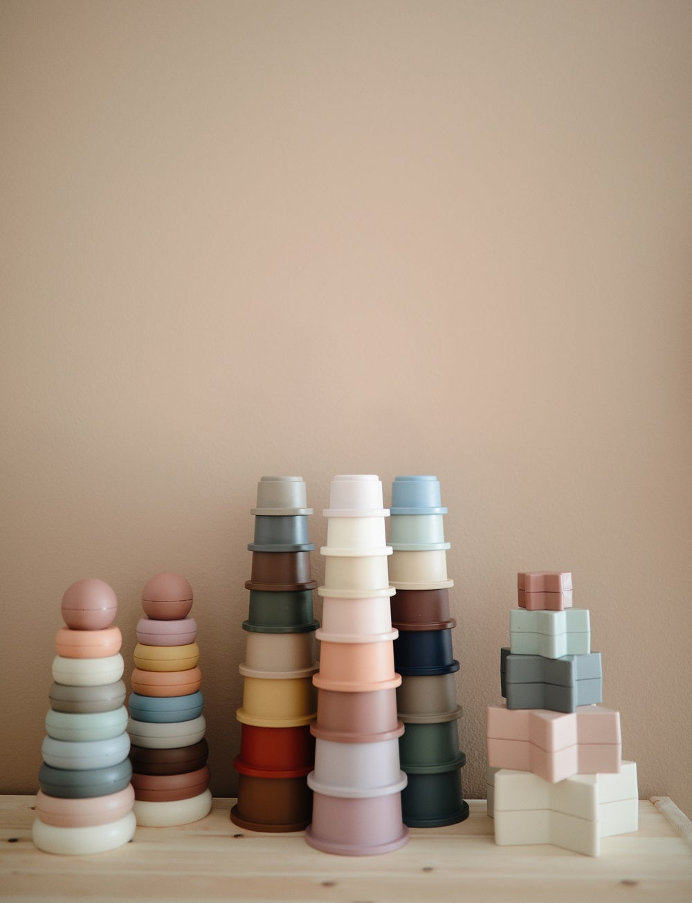 Mushie, Stackable Cups, Petal