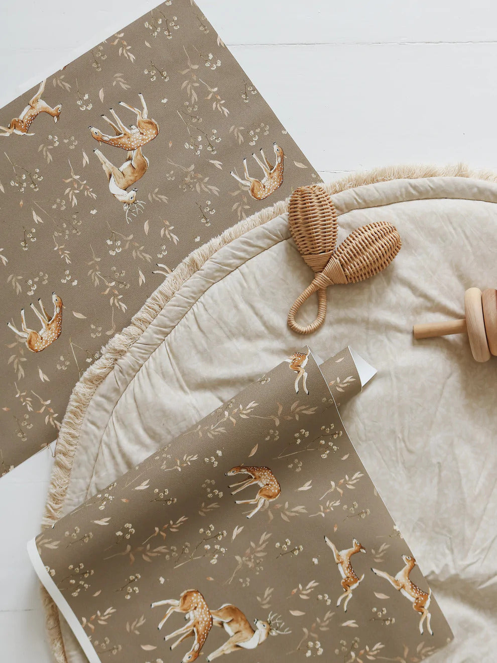 Matuu Deer Dark Beige, Wallpaper