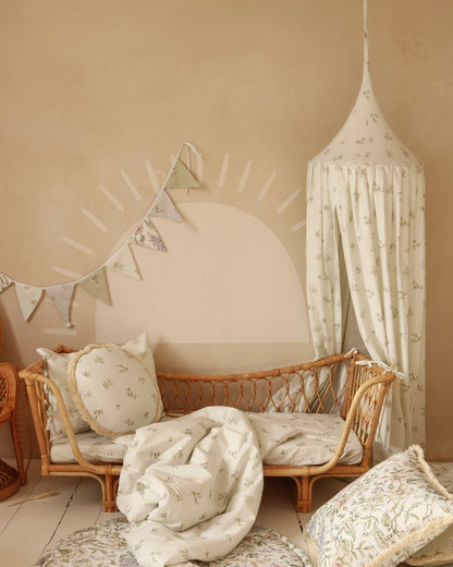 Matuu Duvet cover set, Apple Blossoms on White