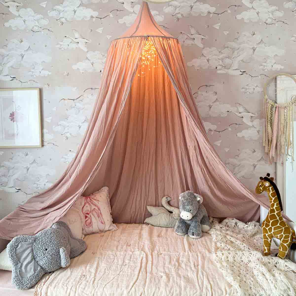 Magic Swans Pink, Wallpaper