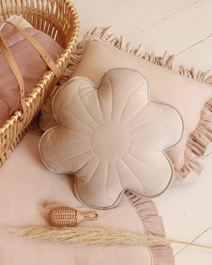 Moi Mili Decorative pillow, Velvet Bloom "Cream Yucca"