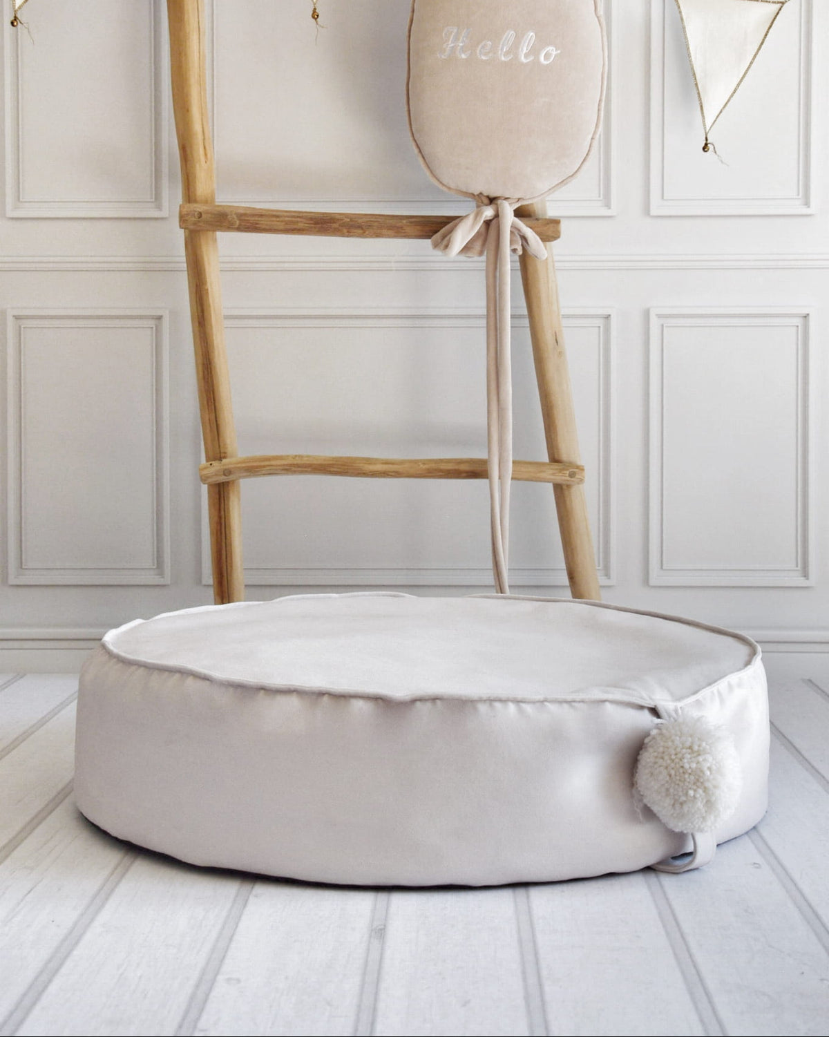 Floor cushion, Cream