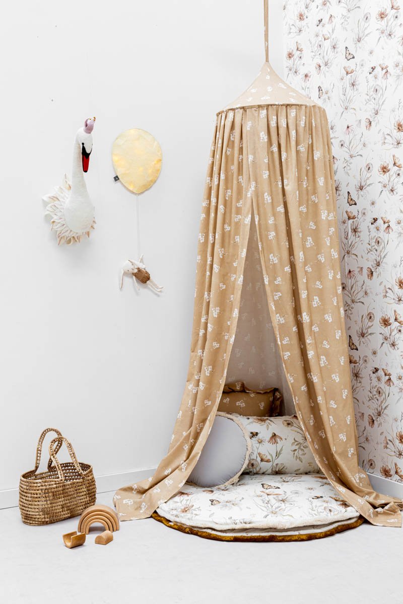 Matuu Gold Meadow White, Tapetti Large