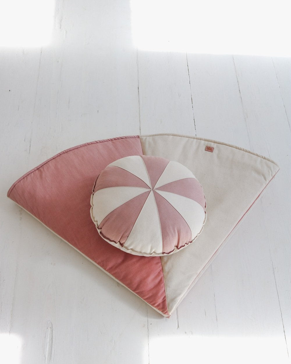 Moi Mili dekorativ kudde, Patchwork rosa godis